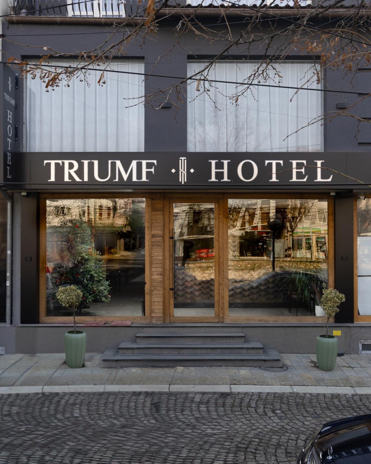 Triumf Hotel Prizren Eksteriør billede