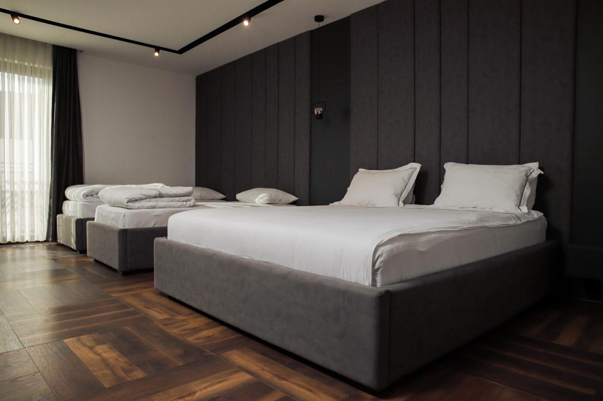 Triumf Hotel Prizren Eksteriør billede