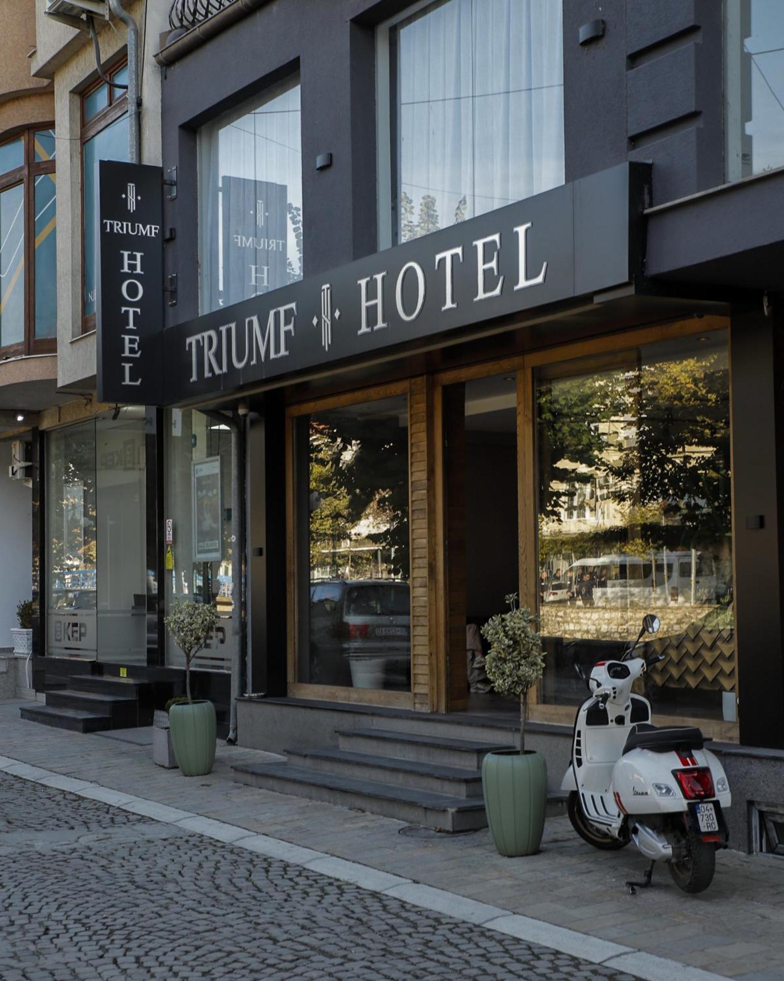 Triumf Hotel Prizren Eksteriør billede