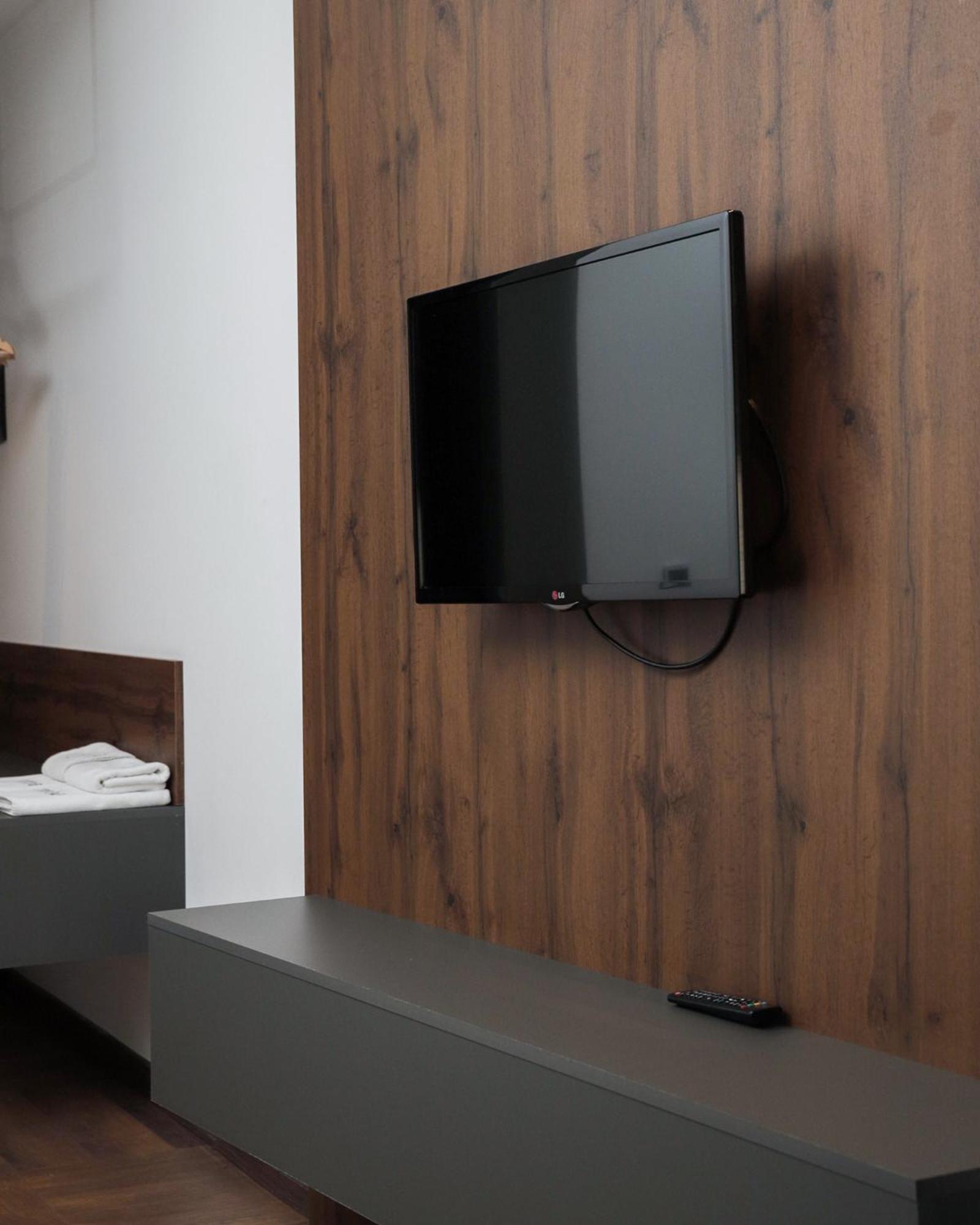 Triumf Hotel Prizren Eksteriør billede